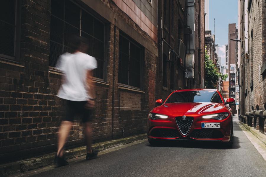  Alfa Romeo Giulia Quadrifoglio (952) 2017 года  (AU) (фото 18 из 41)